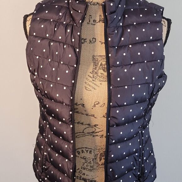 Jackets & Blazers - EUC Colebrook Polkadot bubble vest